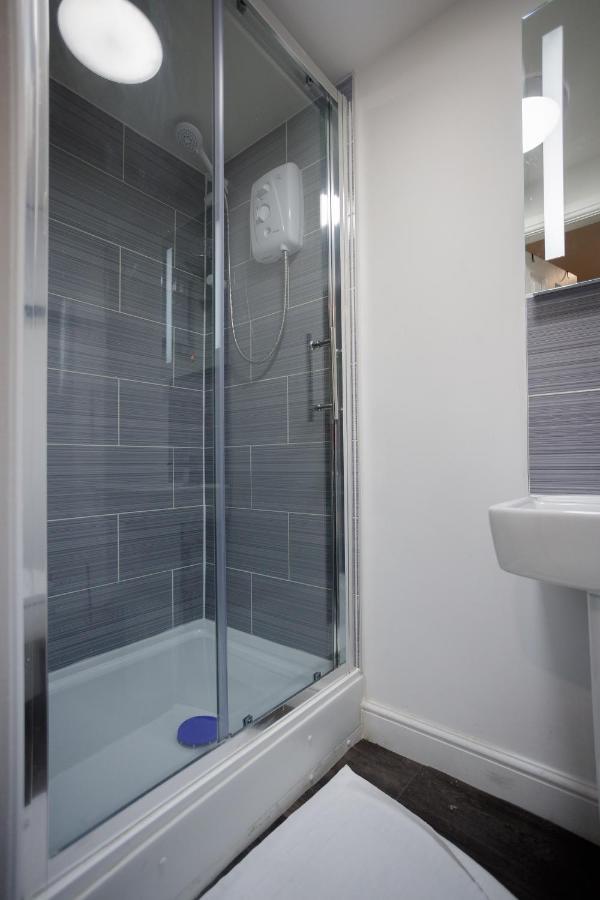 Carter House Apartments.....6 Beds In 3 Bedrooms Leeds  Szoba fotó